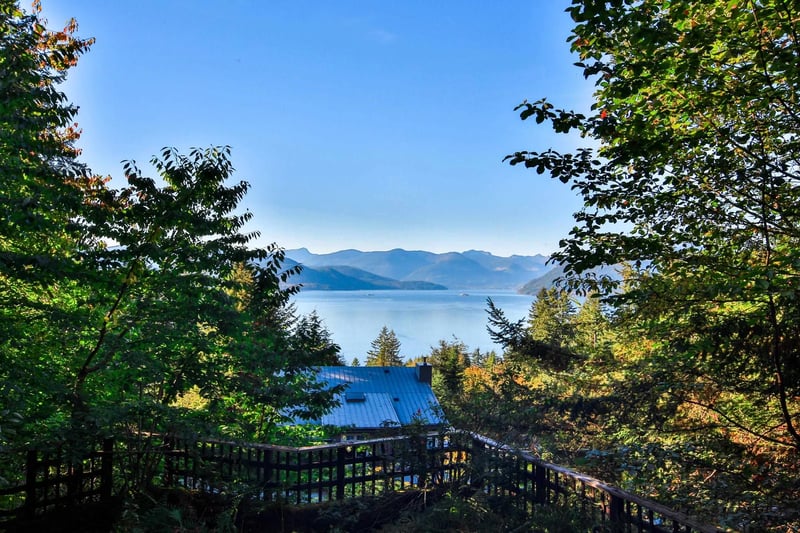 Luxury estate at 170 Highview Place, Lions Bay, BC — photo 26