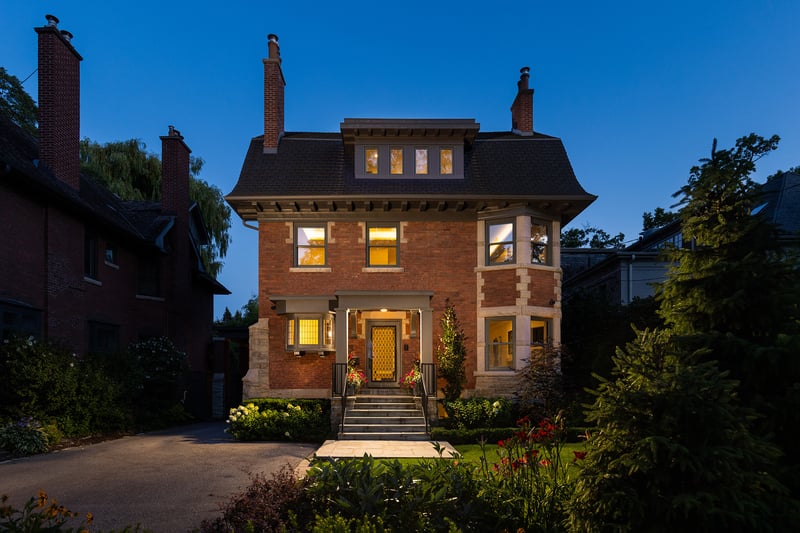 Luxury estate at 3 Whitney Avenue, Toronto, ON — photo 3
