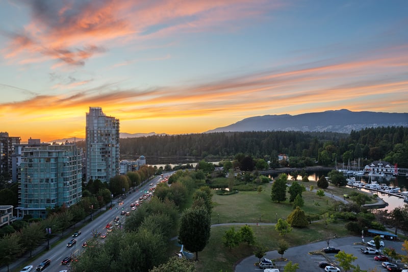 Luxury estate at 1790 Bayshore Drive #1404, Vancouver, BC — photo 3