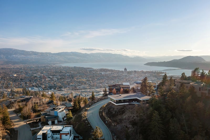 Luxury estate at 1190 Stoneypointe Court, Kelowna, BC — photo 4