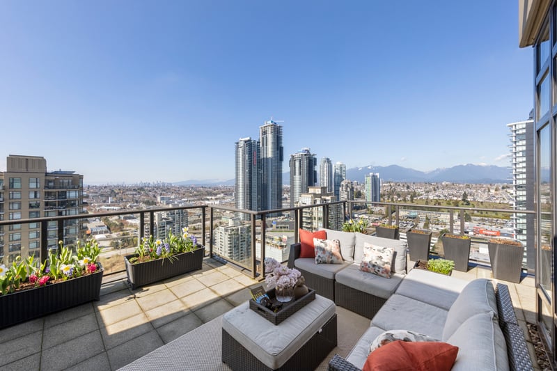 Luxury estate at 2355 Madison Avenue, Burnaby, BC — photo 14