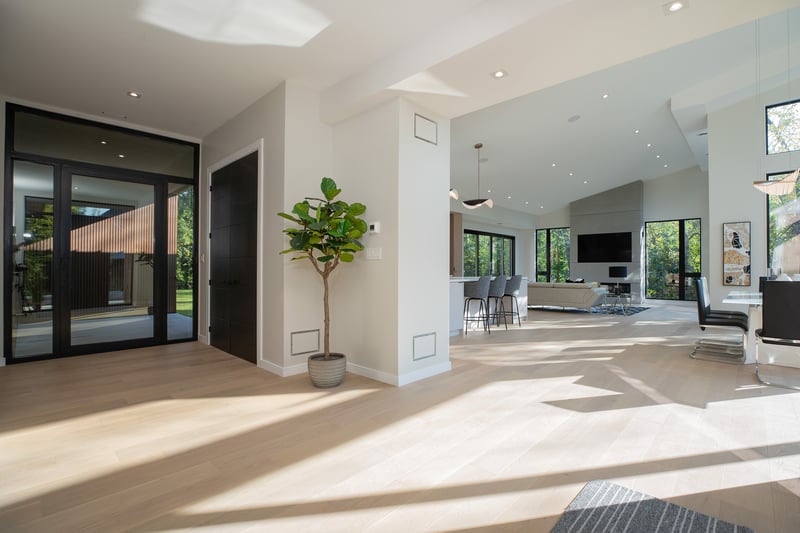 Luxury estate at 22 York Street, Collingwood, ON — photo 8