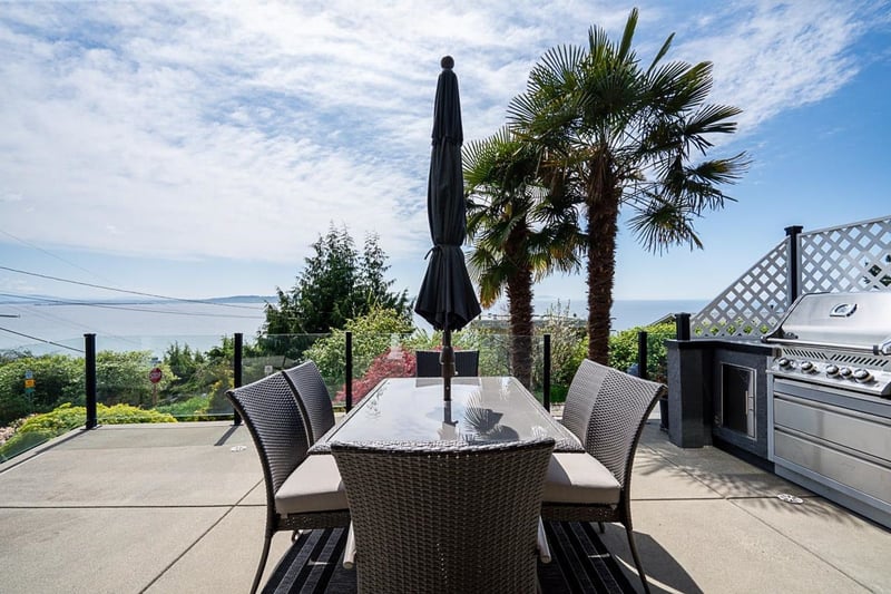 Luxury estate at 14535 Sunset Drive, White Rock, BC — photo 13