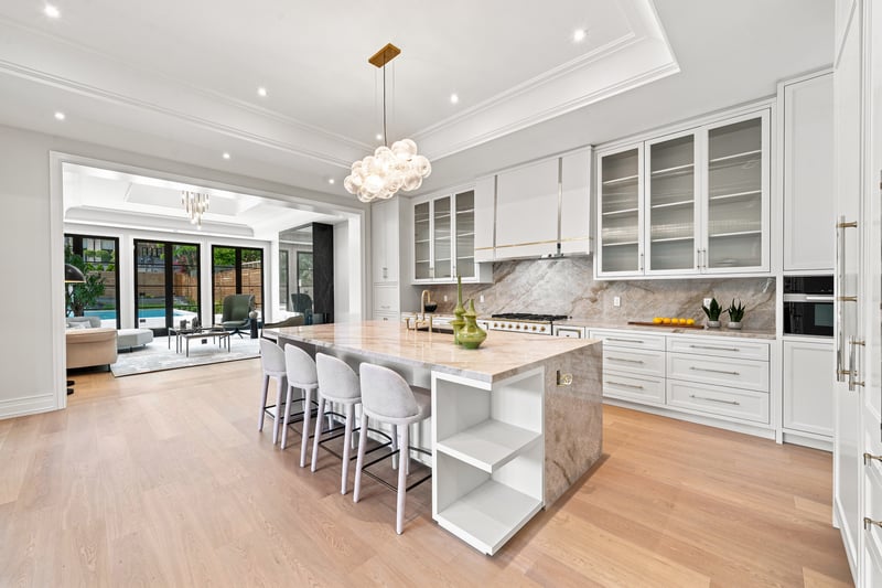 Luxury estate at 204 Forest Hill Road, Toronto, ON — photo 12