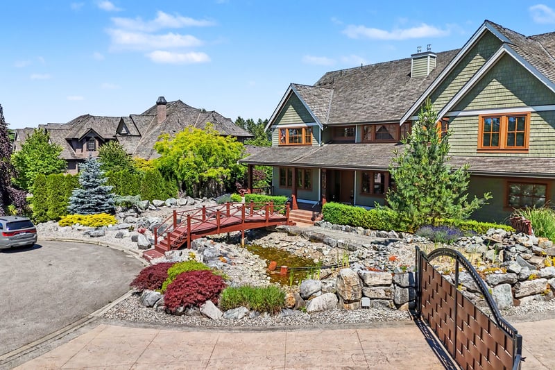 Luxury estate at 3228 164A Street, Surrey, BC — photo 6