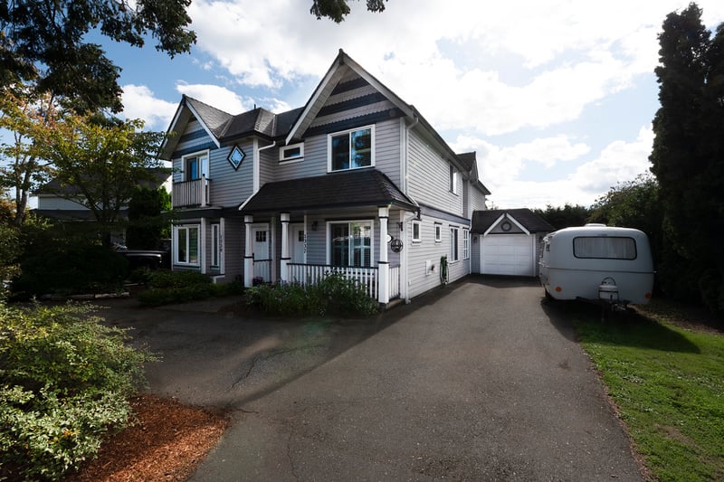 Luxury estate at 1337 Marchant Rd, Brentwood Bay, BC — photo 2