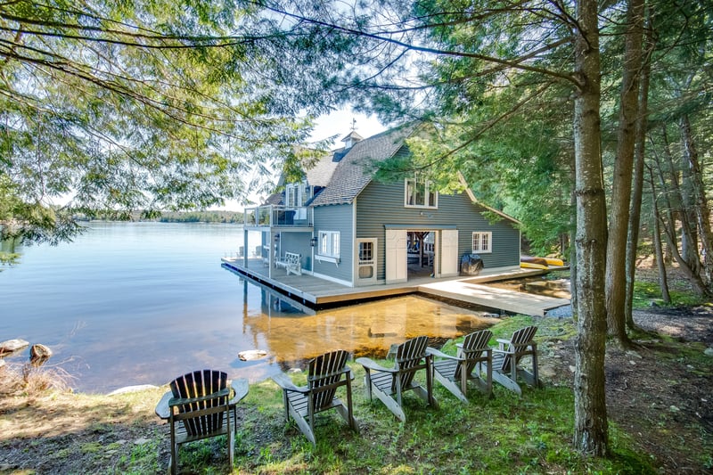 Luxury estate at 14 Milford Bay Road, Milford Bay, ON — photo 3