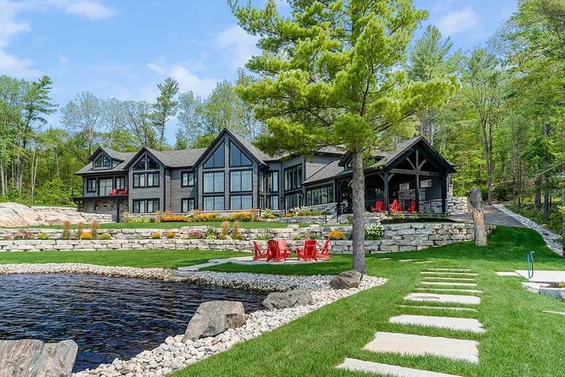 Luxury estate at 2896 Maclean Lake North Shore Road, Coldwater — photo 13