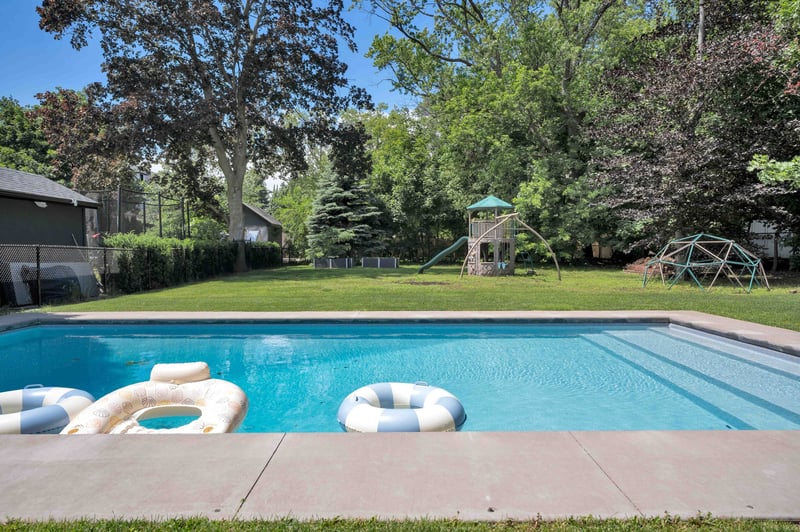 Luxury estate at 1025 Bridge Road, Oakville, ON — photo 45