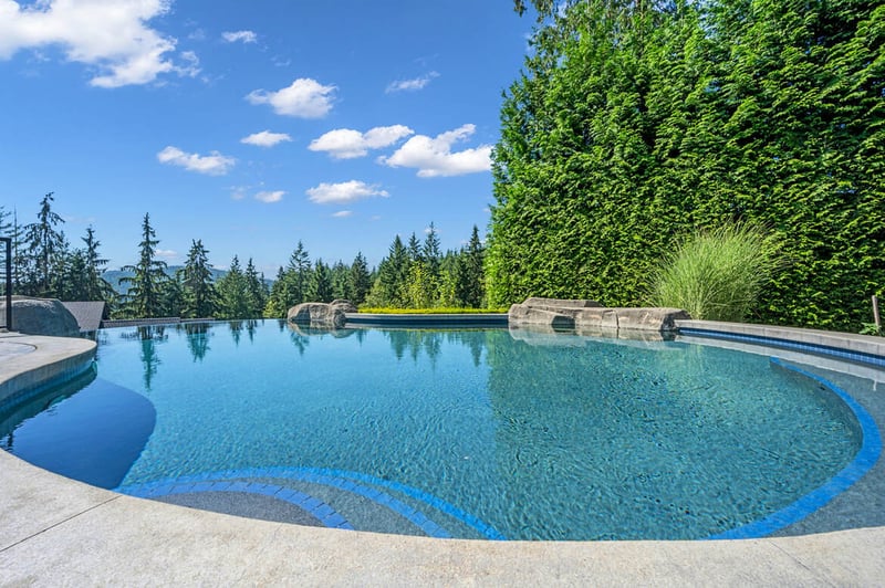 Luxury estate at 136 Deerview Lane, Anmore, BC — photo 3