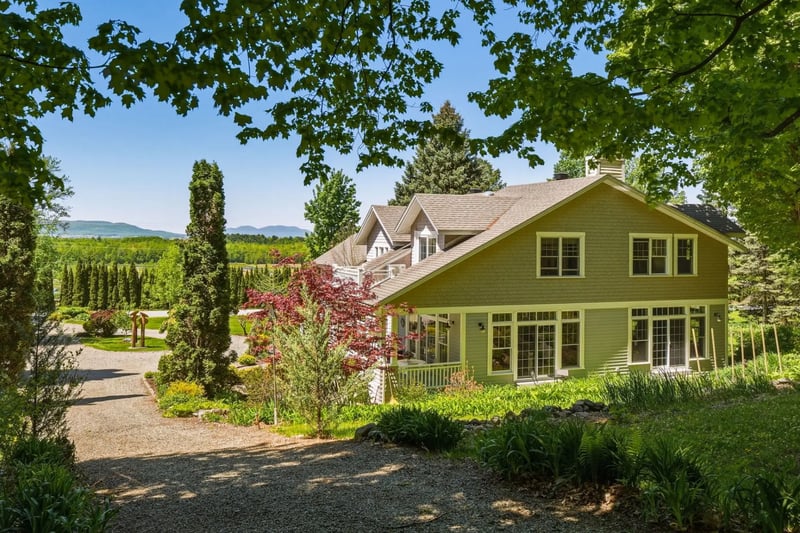 Luxury estate at 865 Rang de la Montagne, Saint-Paul-d'Abbotsford, QC — photo 30