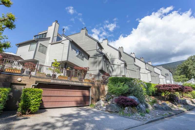 Luxury estate at 2151 Banbury Road, North Vancouver, BC — photo 2