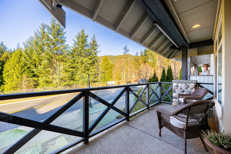 Luxury estate at 1899 Parkway Boulevard, Coquitlam, BC — photo 2