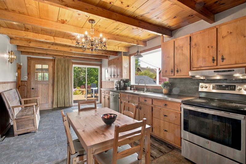 Luxury estate at 220 Route Mooney, Estrie, QC — photo 12