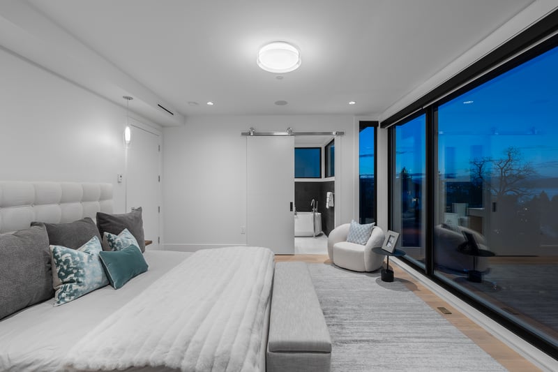 Luxury estate at 4346 Locarno Crescent, Vancouver, BC — photo 19