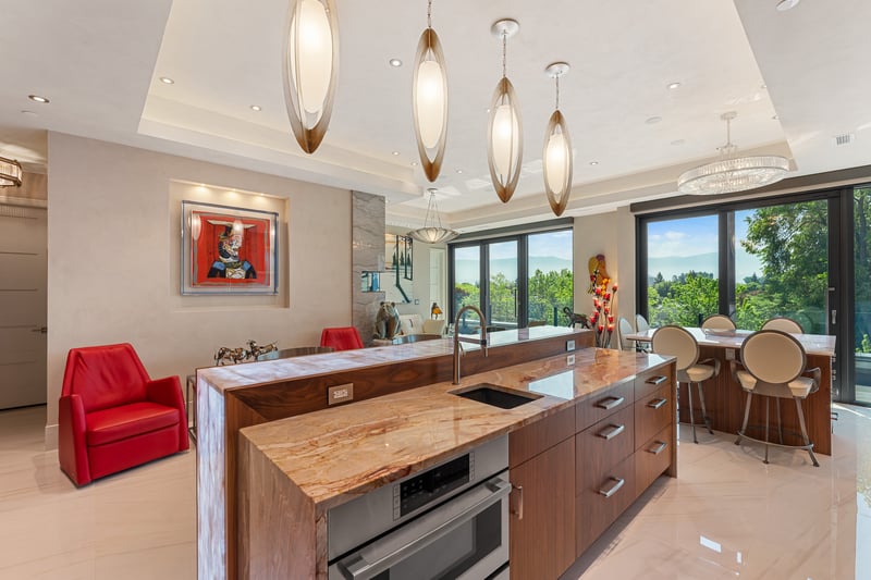 Luxury estate at 2245 Abbott Street, Kelowna, BC — photo 19