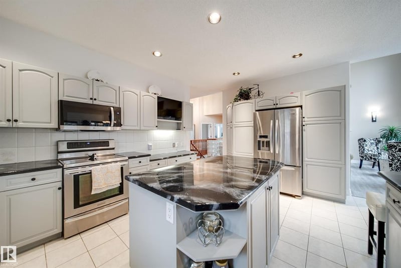 Luxury estate at 242 Running Creek Lane Northwest, Edmonton, AB — photo 3