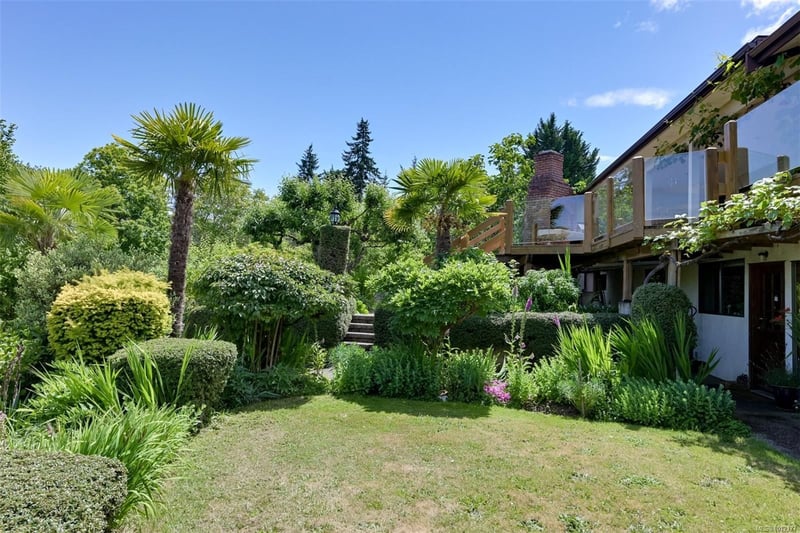 Luxury estate at 5489 Forest Hill Road, Victoria, BC — photo 15