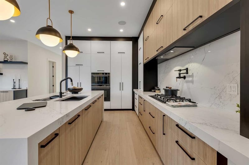 Luxury estate at 342 Normandy Drive Southwest, Calgary, AB — photo 10