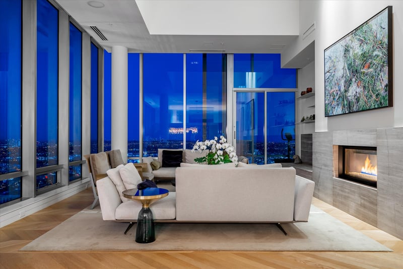 Luxury estate at PH2 1128 W. Georgia Street, Vancouver, BC — photo 9
