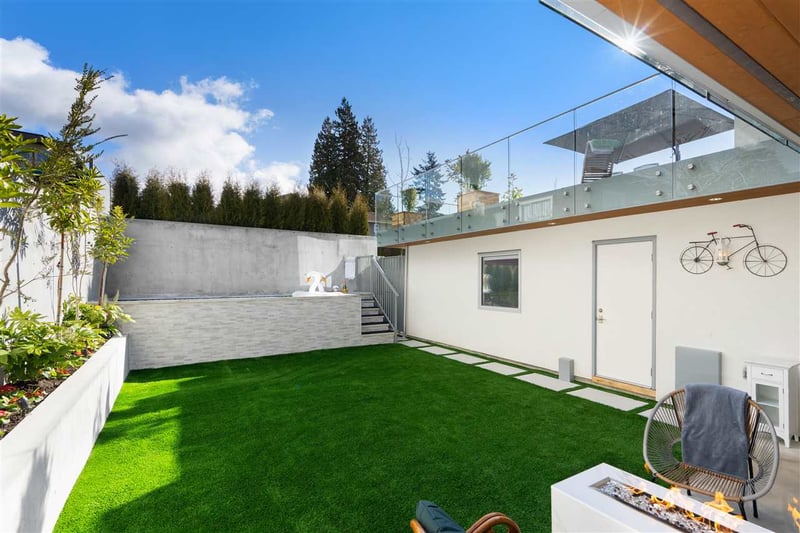 Luxury estate at 1388 21st Street, West Vancouver — photo 24