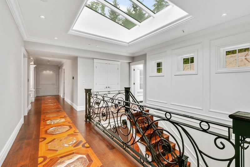 Luxury estate at 735 Saint Andrews Road, West Vancouver, BC — photo 6