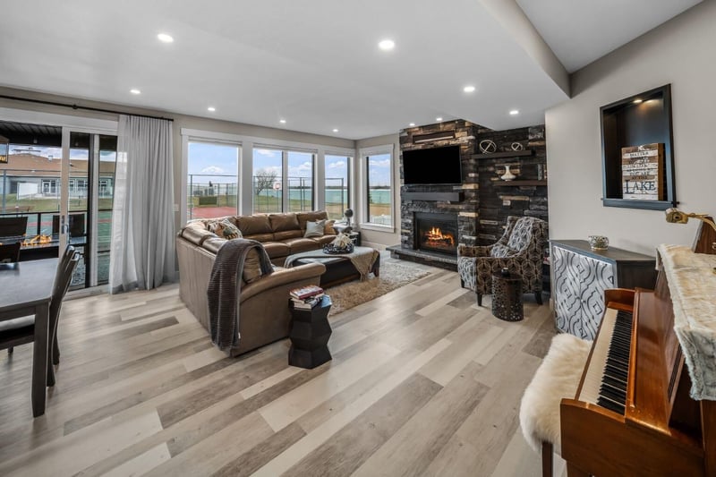 Luxury estate at 7055 35468 Range Road 30, Rural Red Deer County, AB — photo 6