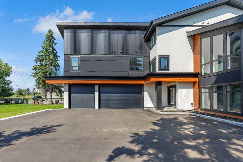 Luxury estate at 476 West Chestermere Drive, Chestermere, AB — photo 2