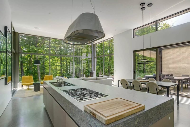 Luxury estate at 15 Chemin du Hibou, Eastman, QC — photo 21