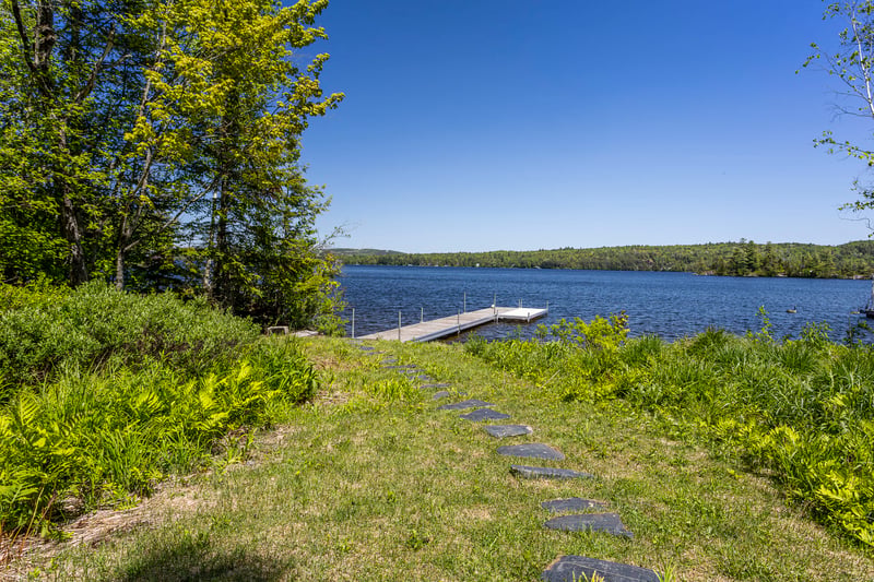 Luxury estate at Chem. de la Flanbaie, Orford, QC — photo 6