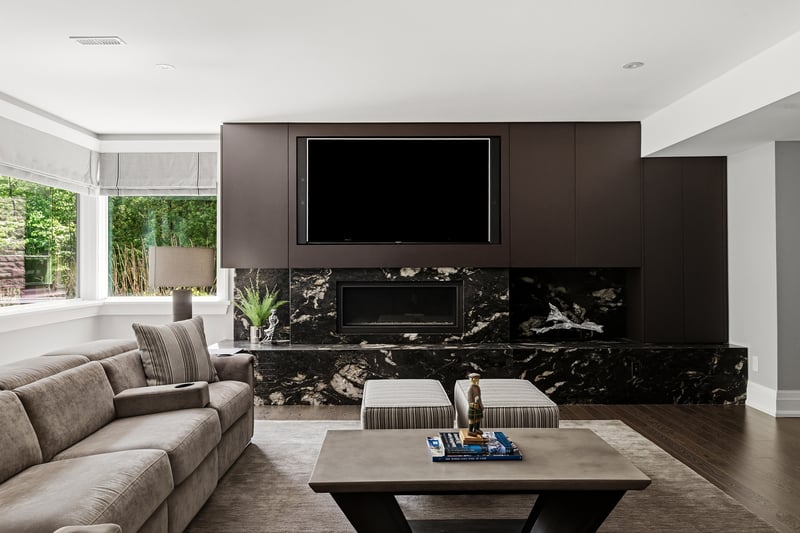 Luxury estate at 1412 Birchwood Drive, Mississauga, ON — photo 8