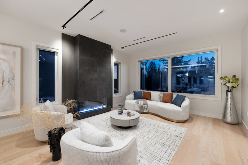 Luxury estate at 838 East 14th Street, North Vancouver, BC — photo 17