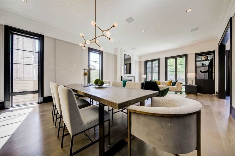 Luxury estate at 211 Glencairn Avenue, Toronto — photo 8