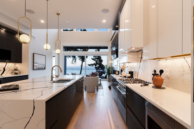 Luxury estate at 239 Shore Lane, Bowen Island, BC — photo 8