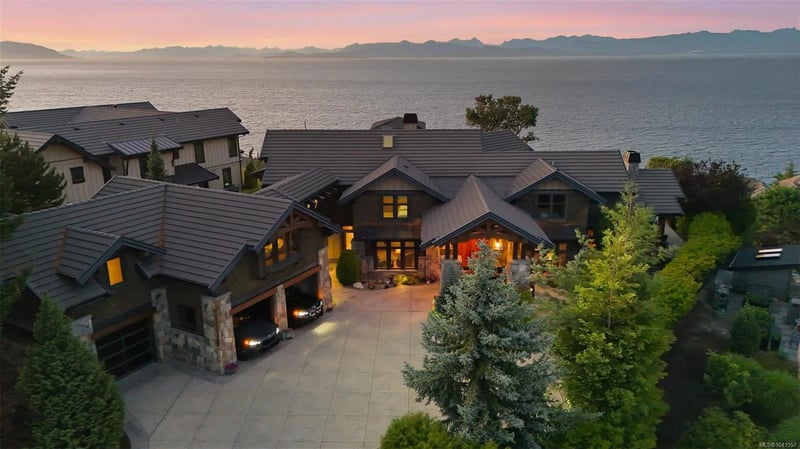 Luxury estate at 5025 Hinrich View, Nanaimo, BC — photo 32