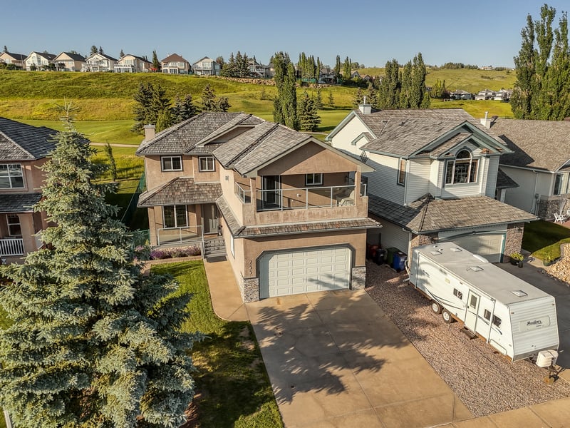 Luxury estate at 255 Gleneagles View, Cochrane, AB — photo 3