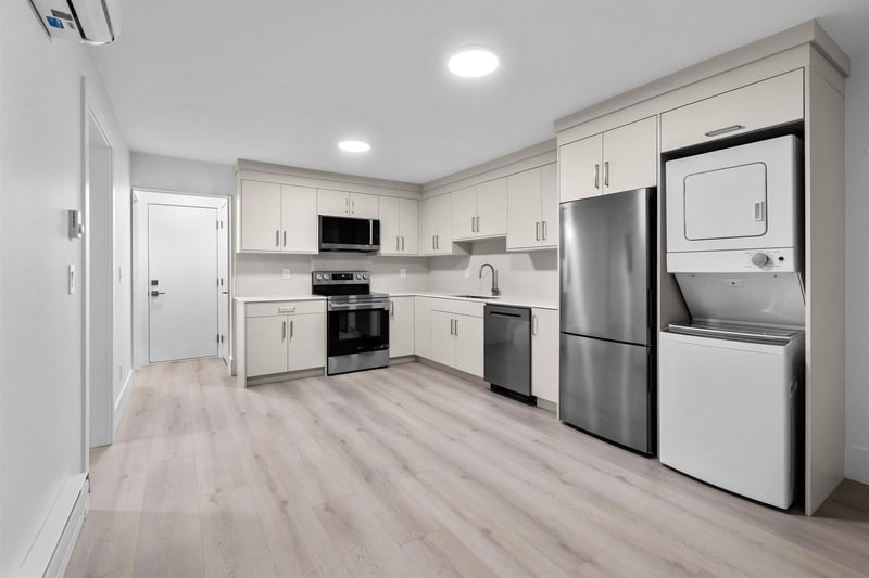 Luxury estate at 2-7061 Paulus Crescent #2, Burnaby, BC — photo 21