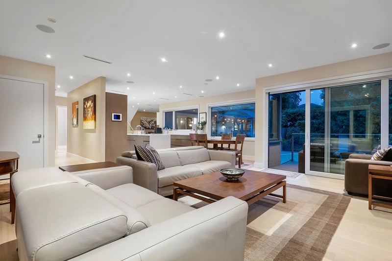 Luxury estate at 990 Jefferson Avenue, West Vancouver, BC — photo 18