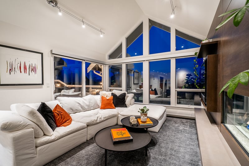 Luxury estate at 3262 West 1st Avenue, Vancouver, BC — photo 20