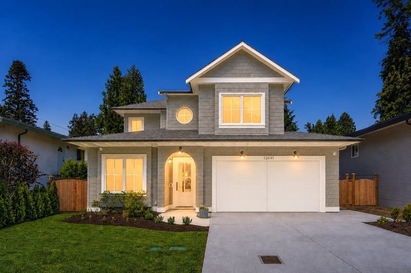 Luxury estate at 12641 15 Avenue, Surrey, BC — photo 2