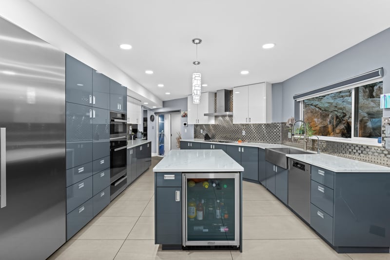 Luxury estate at 3722 Southridge Place, West Vancouver, BC — photo 30