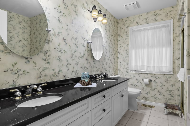 Luxury estate at 3889 Gallaghers Grange, Kelowna, BC — photo 13