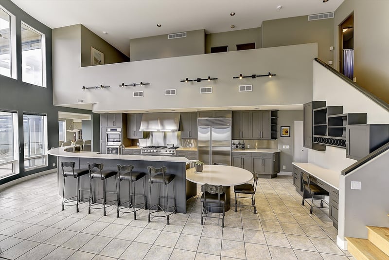 Luxury estate at 1494 Chardonnay Place, West Kelowna, BC — photo 4