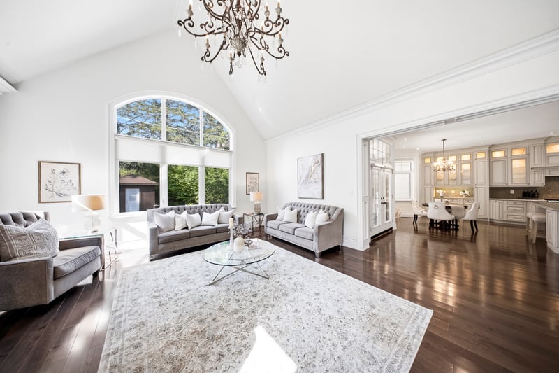 Luxury estate at 1098 Lakeshore Road West, Oakville, ON — photo 12