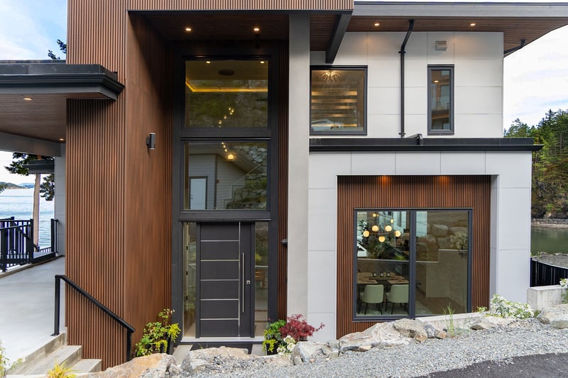 Luxury estate at 239 Shore Lane, Bowen Island, BC — photo 4