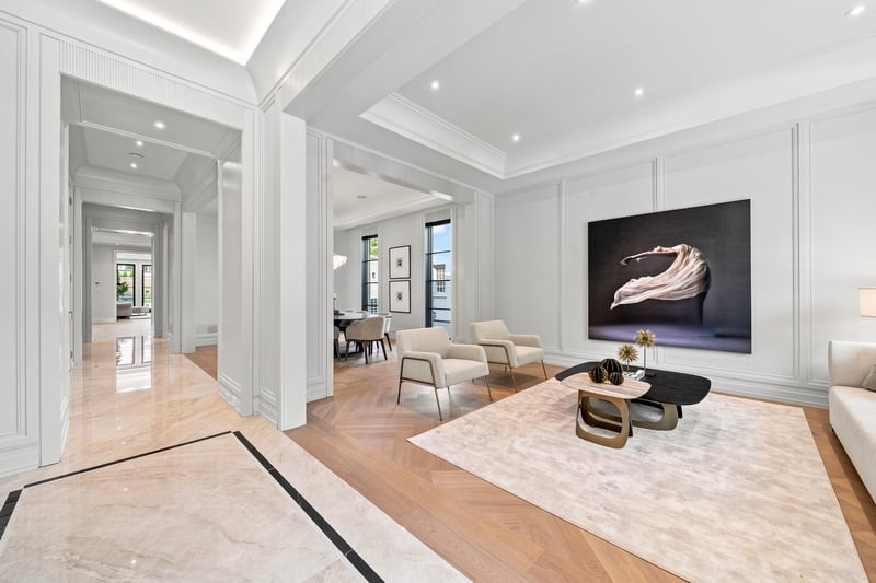 Luxury estate at 204 Forest Hill Road, Toronto, ON — photo 6