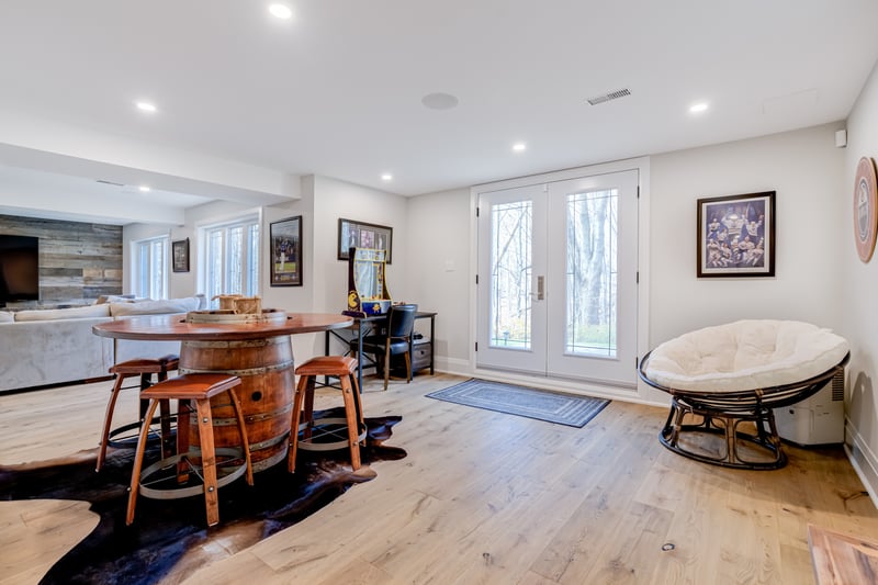 Luxury estate at 18 Elder Crescent, Hamilton, ON — photo 26