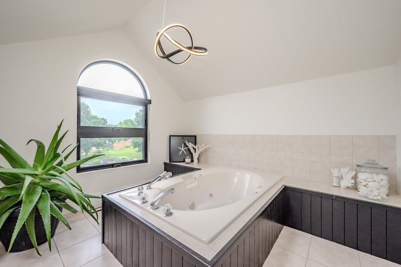 Luxury estate at 33 Mannheim Road, Mannheim, ON — photo 43