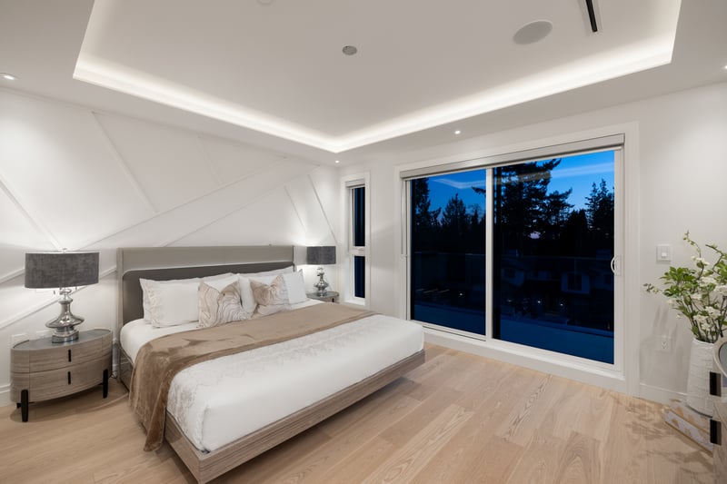 Luxury estate at 838 East 14th Street, North Vancouver, BC — photo 6