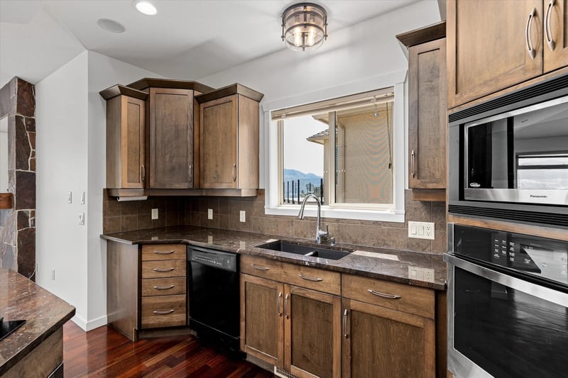 Luxury estate at 1581 Gregory Road, West Kelowna, BC — photo 15